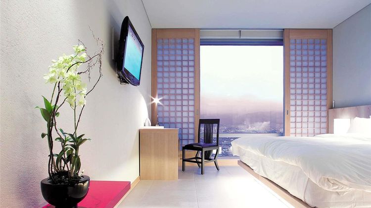 Grand Mercure Ambassador Changwon City Room