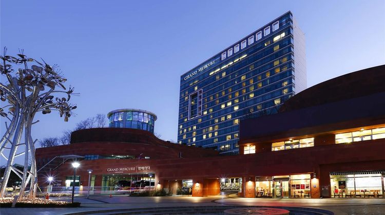 Grand Mercure Ambassador Changwon City Exterior