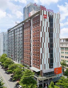 Ibis Saigon South
