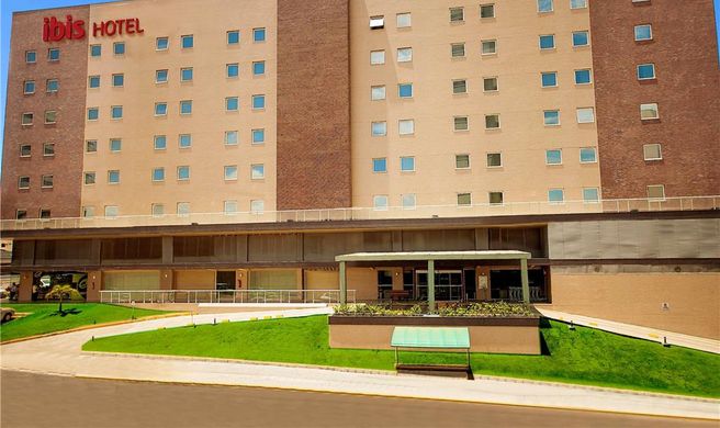 Ibis Sao Luis Exterior