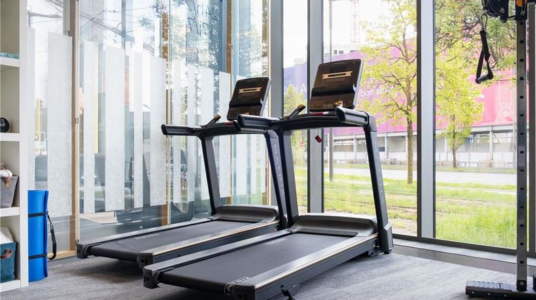 <b>Novotel Suites Luxembourg Hotel Health</b>. Images powered by <a href="https://iceportal.shijigroup.com/" title="IcePortal" target="_blank">IcePortal</a>.