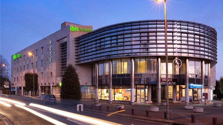 Ibis Styles Bordeaux St Medard Exterior