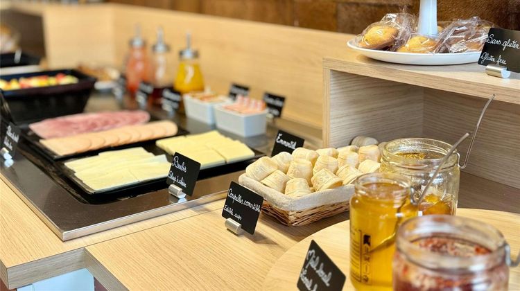 Ibis Styles Bordeaux St Medard Restaurant