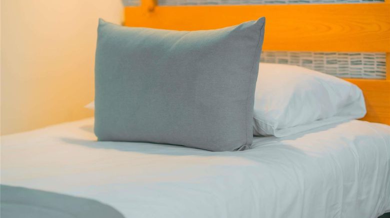 <b>Ibis Style Calais Centre Room</b>. Images powered by <a href="https://iceportal.shijigroup.com/" title="IcePortal" target="_blank">IcePortal</a>.