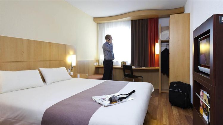 Hotel Ibis Sint Niklaas Centrum Room