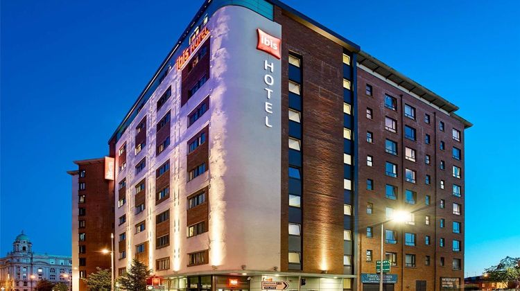 Hotel Ibis Belfast City Centre Exterior