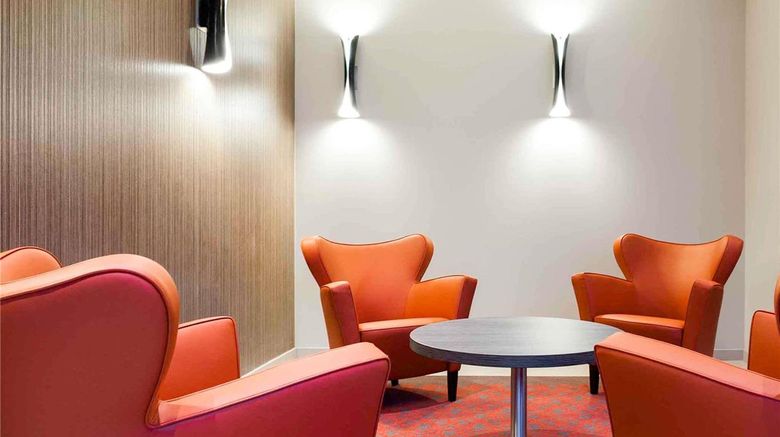 <b>Mercure Brussels Centre Midi Exterior</b>. Images powered by <a href="https://iceportal.shijigroup.com/" title="IcePortal" target="_blank">IcePortal</a>.