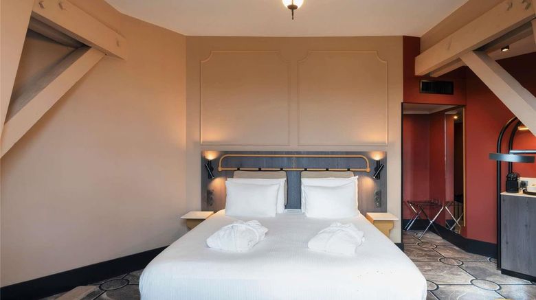 <b>Grand Hotel Des Brotteaux Lyon Room</b>. Images powered by <a href="https://iceportal.shijigroup.com/" title="IcePortal" target="_blank">IcePortal</a>.