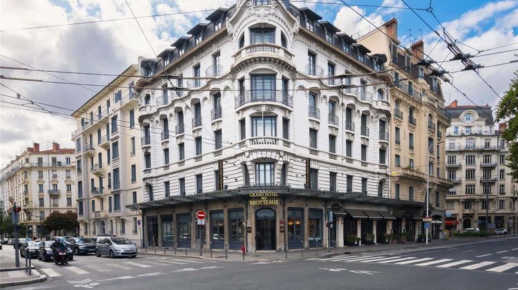 Grand Hotel Des Brotteaux Lyon Exterior