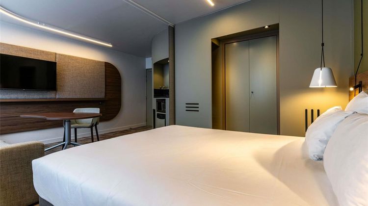Suite Novotel Reims Centre Room