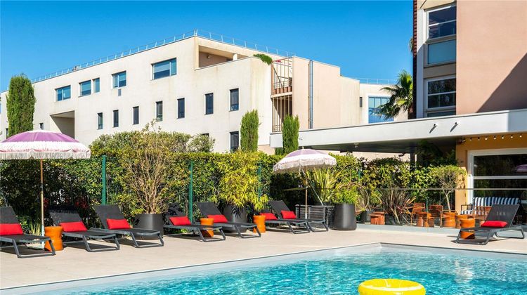 Hotel Ibis Golfe de Saint Tropez Pool