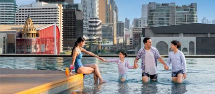 Novotel Bangkok Platinum Exterior