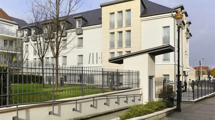 Hotel Ibis Etampes Exterior