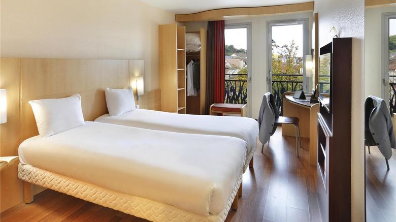 <b>Hotel Ibis Etampes Room</b>. Images powered by <a href="https://iceportal.shijigroup.com/" title="IcePortal" target="_blank">IcePortal</a>.