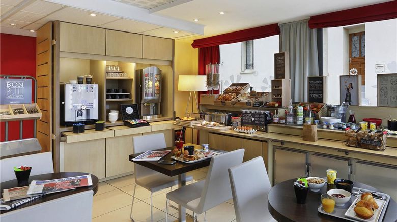 <b>Hotel Ibis Etampes Restaurant</b>. Images powered by <a href="https://iceportal.shijigroup.com/" title="IcePortal" target="_blank">IcePortal</a>.