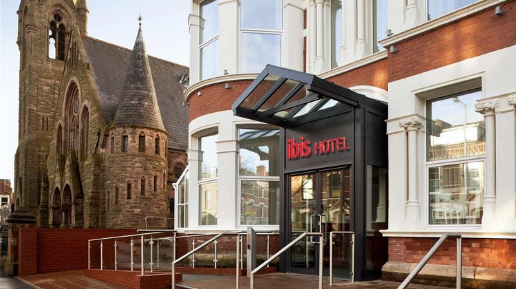 Hotel Ibis Belfast Queens Quarter Exterior