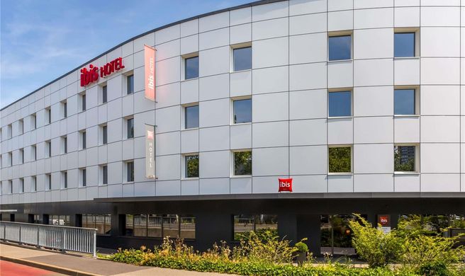 Hotel Ibis Geneve Petit Lancy Exterior