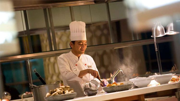 Novotel Bangka Golf & Convention Center Restaurant