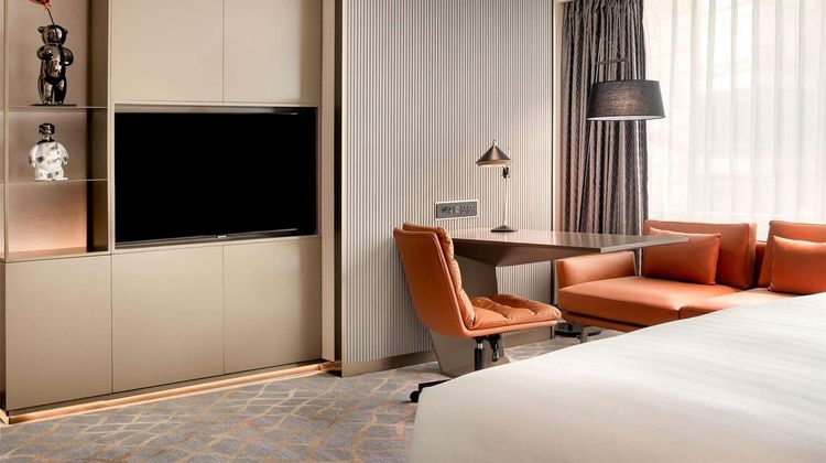 Pullman Shanghai Central Room