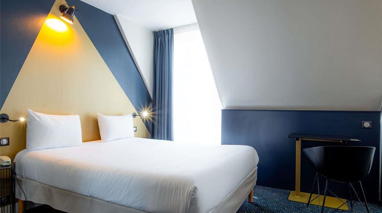 Ibis Styles Paris 15 Lecourbe Room