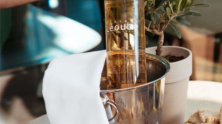 <b>Novotel Lyon Confluence Restaurant</b>. Images powered by <a href="https://iceportal.shijigroup.com/" title="IcePortal" target="_blank">IcePortal</a>.