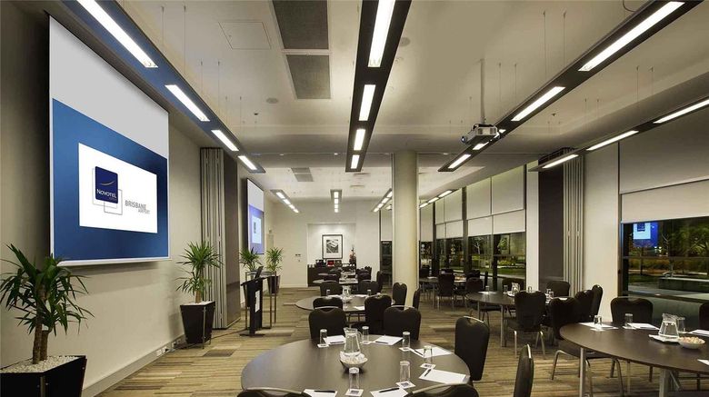 <b>Novotel Brisbane Airport Room</b>. Images powered by <a href="https://iceportal.shijigroup.com/" title="IcePortal" target="_blank">IcePortal</a>.