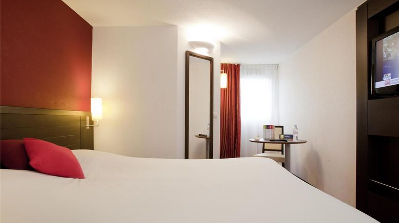 <b>Ibis Styles Belfort Centre Room</b>. Images powered by <a href="https://iceportal.shijigroup.com/" title="IcePortal" target="_blank">IcePortal</a>.