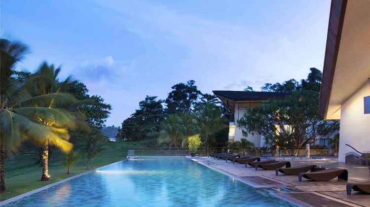 Novotel Manado Golf Resort & Conv Ctr Pool