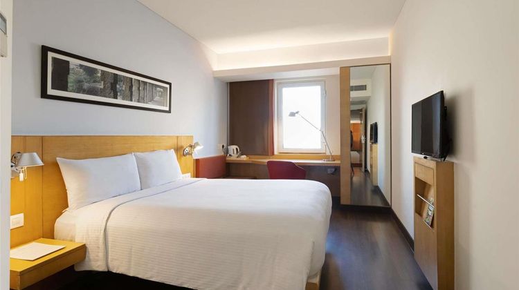 Ibis Nashik Hotel Room