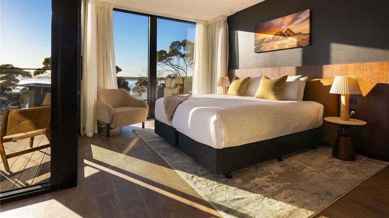<b>Mercure Kangaroo Island Lodge Room</b>. Images powered by <a href="https://iceportal.shijigroup.com/" title="IcePortal" target="_blank">IcePortal</a>.