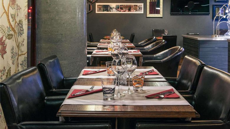 <b>Mercure Lyon La Part Dieu Restaurant</b>. Images powered by <a href="https://iceportal.shijigroup.com/" title="IcePortal" target="_blank">IcePortal</a>.