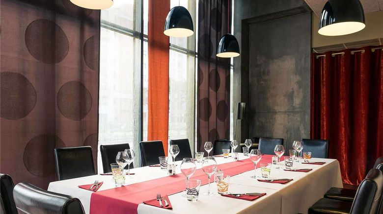 <b>Mercure Lyon La Part Dieu Restaurant</b>. Images powered by <a href="https://iceportal.shijigroup.com/" title="IcePortal" target="_blank">IcePortal</a>.