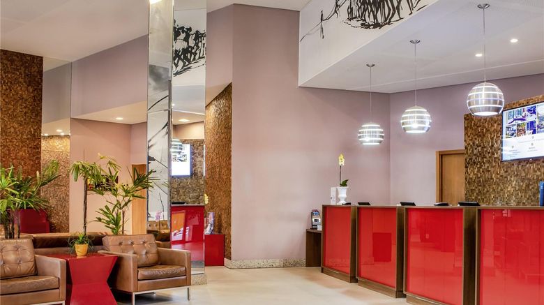 <b>Mercure Boulevard Exterior</b>. Images powered by <a href="https://iceportal.shijigroup.com/" title="IcePortal" target="_blank">IcePortal</a>.