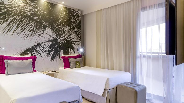 <b>Mercure Boulevard Room</b>. Images powered by <a href="https://iceportal.shijigroup.com/" title="IcePortal" target="_blank">IcePortal</a>.