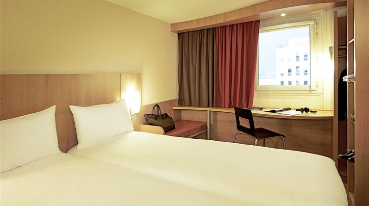Hotel Ibis Loriol Le Pouzin Room