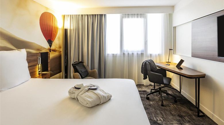 <b>Novotel Bordeaux Gare Room</b>. Images powered by <a href="https://iceportal.shijigroup.com/" title="IcePortal" target="_blank">IcePortal</a>.