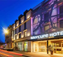 Mercure Chartres Cathedrale Exterior