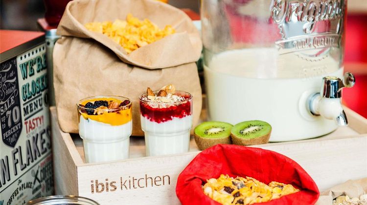 Ibis Lyon Est Chaponnay Restaurant