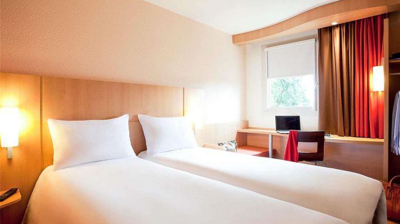 <b>Ibis Lyon Est Chaponnay Exterior</b>. Images powered by <a href="https://iceportal.shijigroup.com/" title="IcePortal" target="_blank">IcePortal</a>.