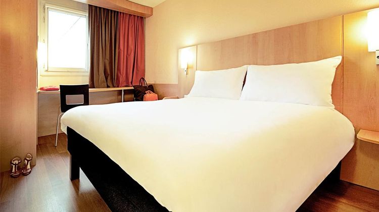 Ibis Lyon Est Chaponnay Room