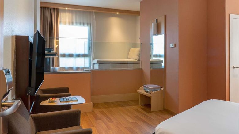 <b>Ibis Madrid Centro Las Ventas Room</b>. Images powered by <a href="https://iceportal.shijigroup.com/" title="IcePortal" target="_blank">IcePortal</a>.