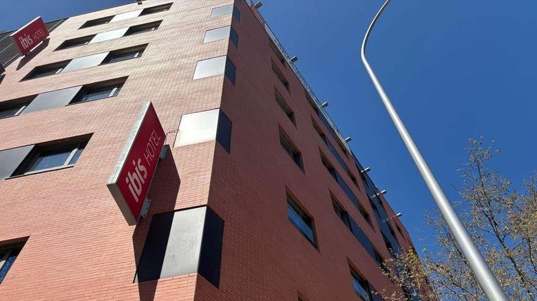 <b>Ibis Madrid Centro Las Ventas Exterior</b>. Images powered by <a href="https://iceportal.shijigroup.com/" title="IcePortal" target="_blank">IcePortal</a>.