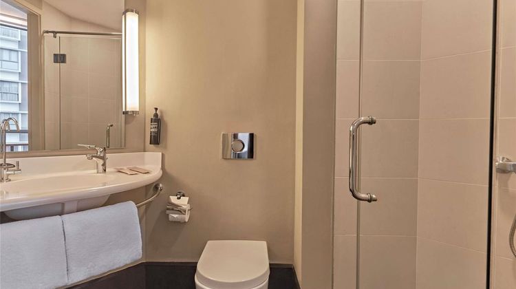 Hotel Ibis Singapore Novena Room
