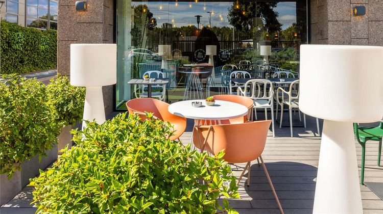 ibis Madrid Alcala de Henares la Garena Exterior