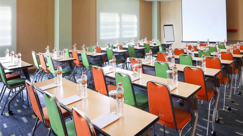 <b>Ibis Styles Yogyakarta Meeting</b>. Images powered by <a href="https://iceportal.shijigroup.com/" title="IcePortal" target="_blank">IcePortal</a>.