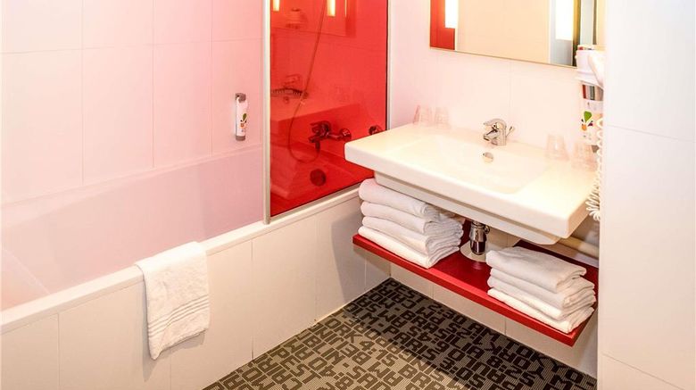 <b>Ibis Styles Toulouse Cite Espace Suite</b>. Images powered by <a href="https://iceportal.shijigroup.com/" title="IcePortal" target="_blank">IcePortal</a>.
