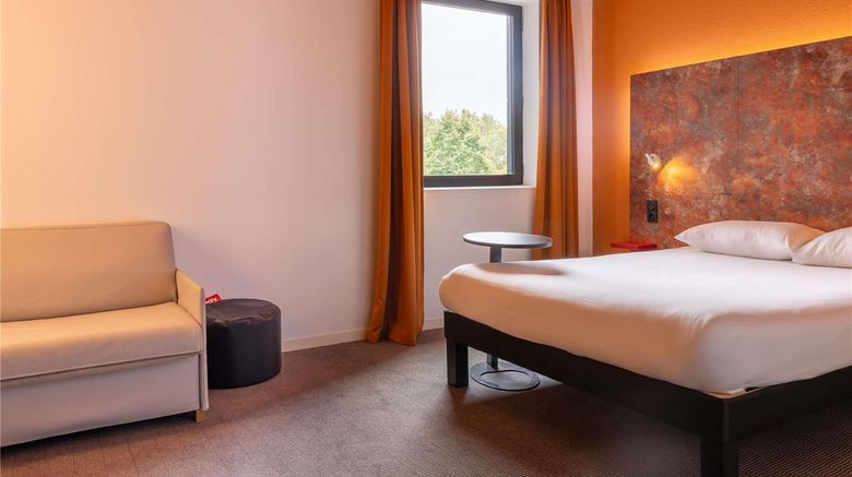 <b>Ibis Styles Toulouse Cite Espace Room</b>. Images powered by <a href="https://iceportal.shijigroup.com/" title="IcePortal" target="_blank">IcePortal</a>.