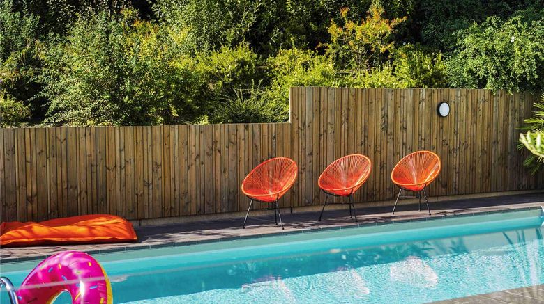 <b>Ibis Styles Toulouse Cite Espace Pool</b>. Images powered by <a href="https://iceportal.shijigroup.com/" title="IcePortal" target="_blank">IcePortal</a>.