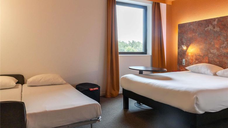 <b>Ibis Styles Toulouse Cite Espace Suite</b>. Images powered by <a href="https://iceportal.shijigroup.com/" title="IcePortal" target="_blank">IcePortal</a>.