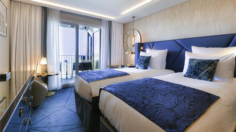 <b>La Grande Terrasse La Rochelle Hotel Spa Room</b>. Images powered by <a href="https://iceportal.shijigroup.com/" title="IcePortal" target="_blank">IcePortal</a>.